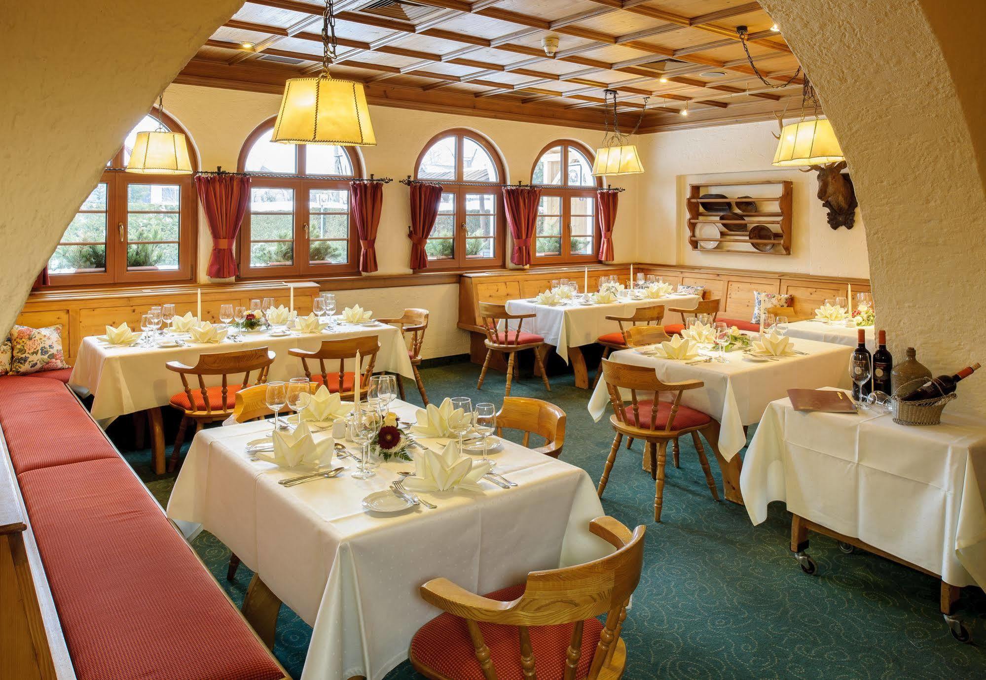 Mercure Hotel Garmisch Partenkirchen Exterior photo